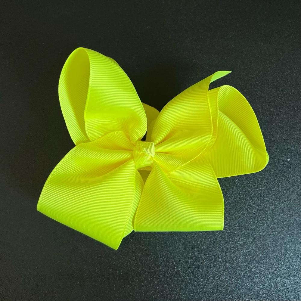 Elastic headband hair bow